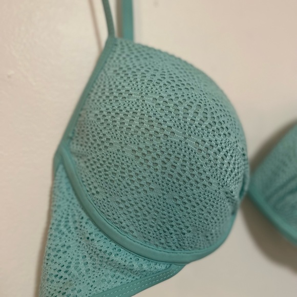 Bikini top !! - Picture 6 of 8